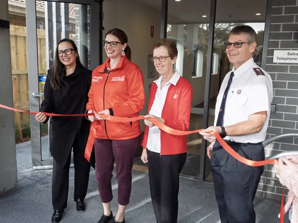 Ribbon cutting in Yarraville housing
