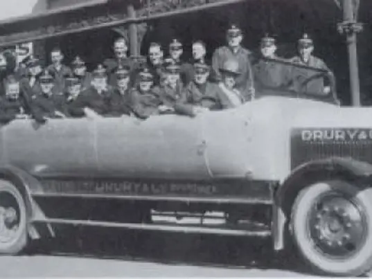 1929